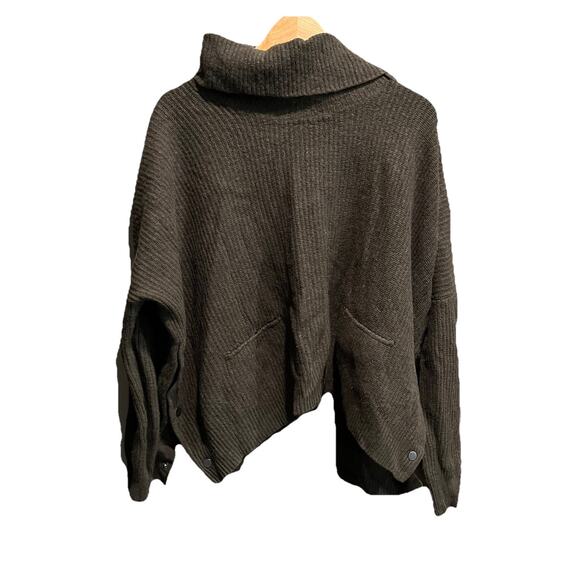 Vince Dark Green Wool Yak Blend Snap Buttons Turtleneck Women's Sweater Size L - Picture 1 of 5